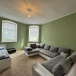 Beautiful For 5-7 Guests Apartment