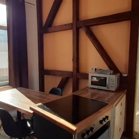 Beautiful For 5-7 Guests Apartment *