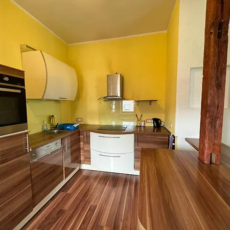Beautiful For 5-7 Guests