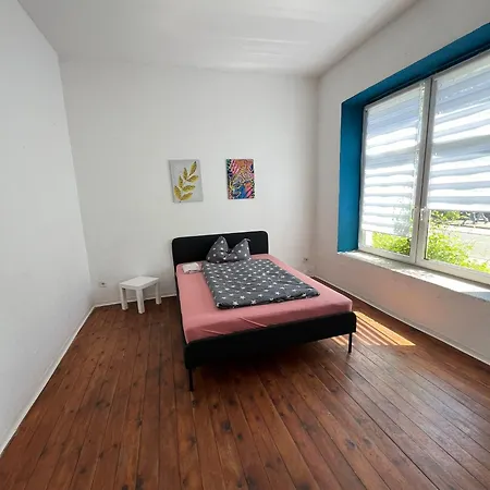 Apartman Beautiful For 5-7 Guests Zeitz