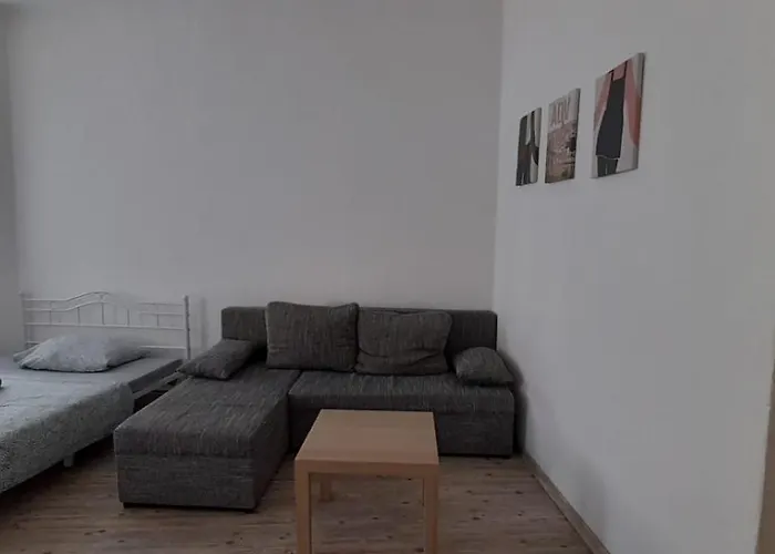 Lägenhet Beautiful For 5-7 Guests Zeitz