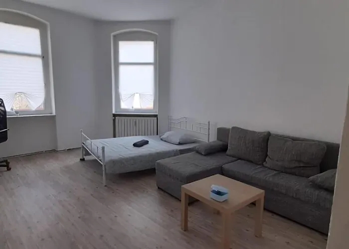 Beautiful For 5-7 Guests * Zeitz