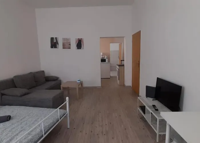 Lägenhet Beautiful For 5-7 Guests Zeitz