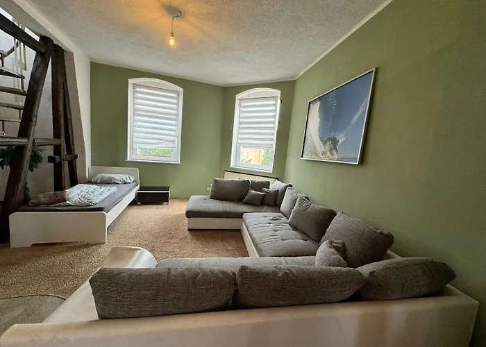 Beautiful For 5-7 Guests * Zeitz