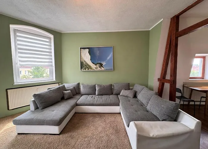 Beautiful For 5-7 Guests Lägenhet Zeitz