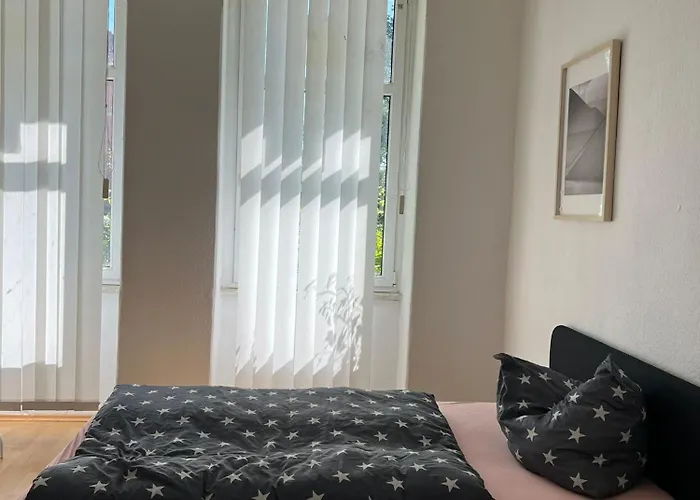 Beautiful For 5-7 Guests *